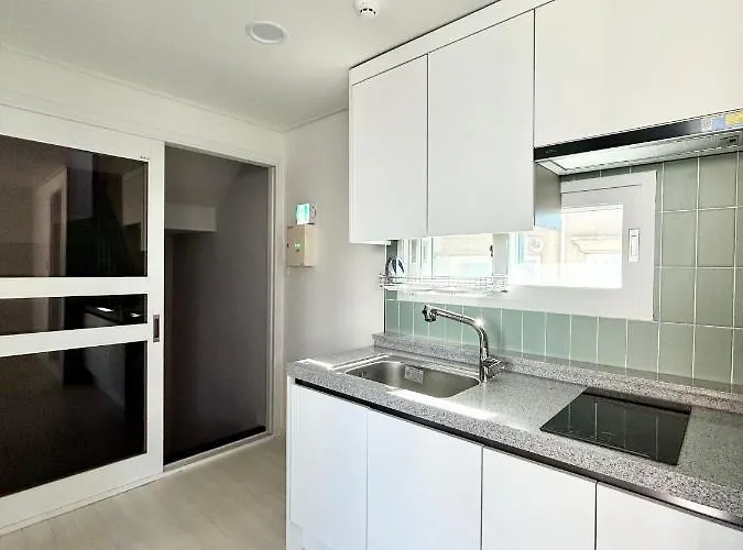 4 3 Bathrooms Whole House * Busan